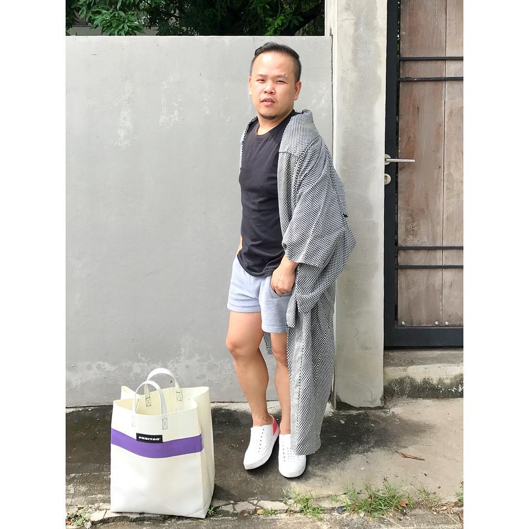 Customer wearing Sumo Vintage